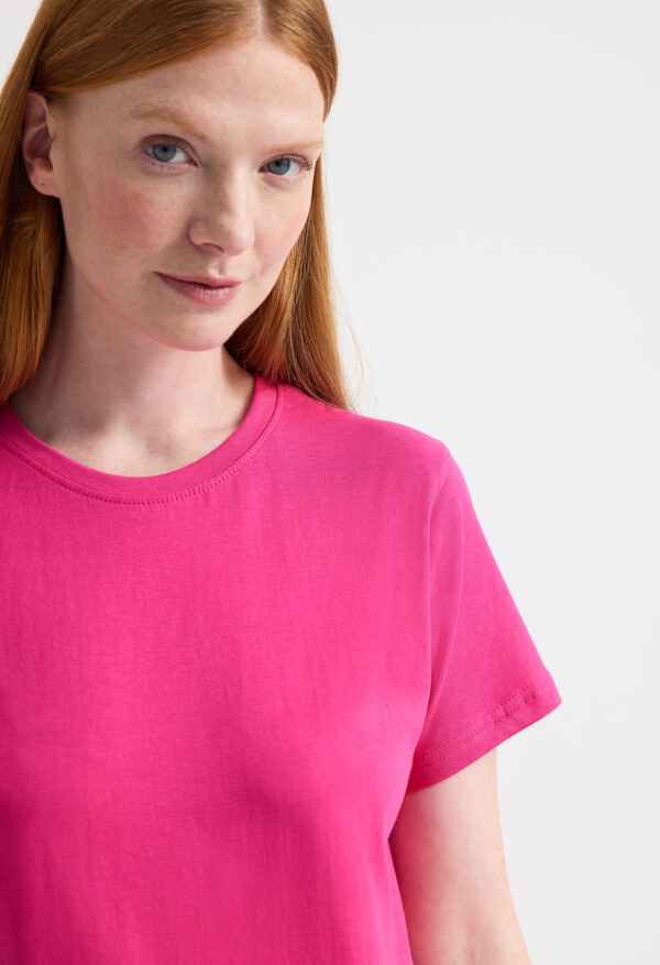 UC318_W_1076 Uneek UC318 100% Cotton T-shirt shirt 180GSM